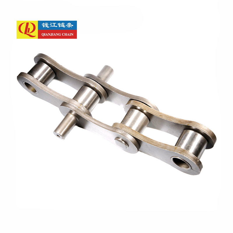 Forlengede stifter for transportbånd med korte pitch